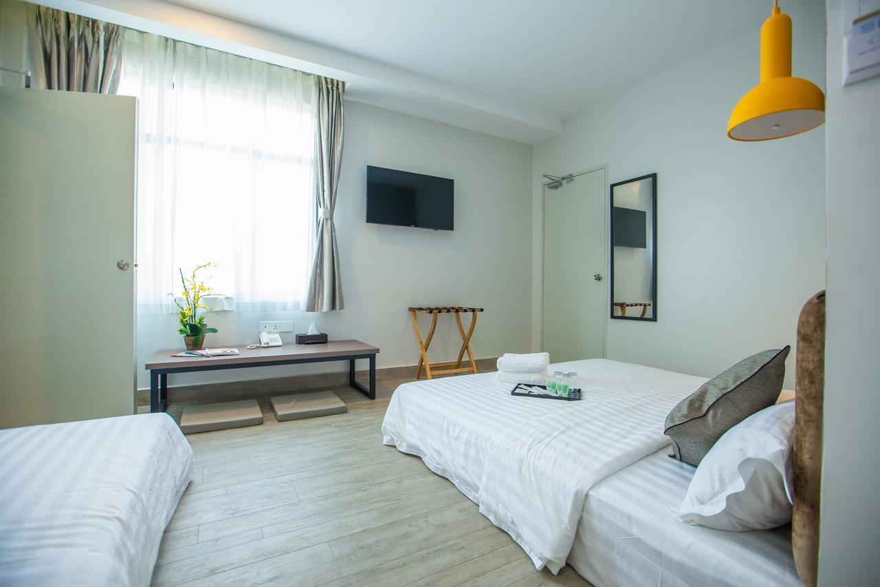 Bzz Hotel Skudai Buitenkant foto