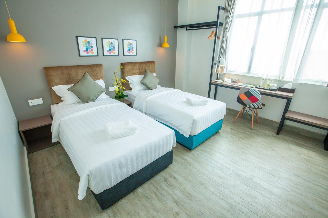 Bzz Hotel Skudai Buitenkant foto