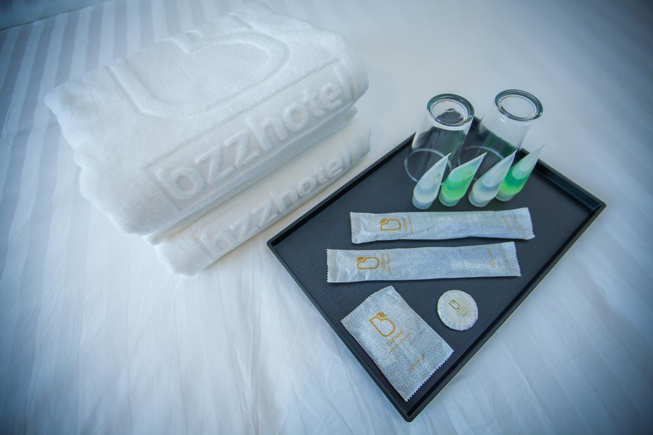 Bzz Hotel Skudai Buitenkant foto