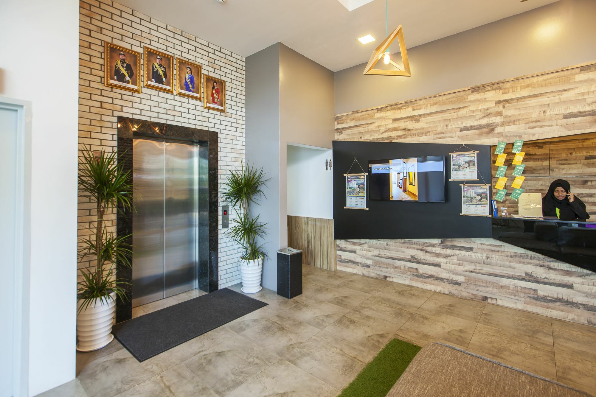 Bzz Hotel Skudai Buitenkant foto