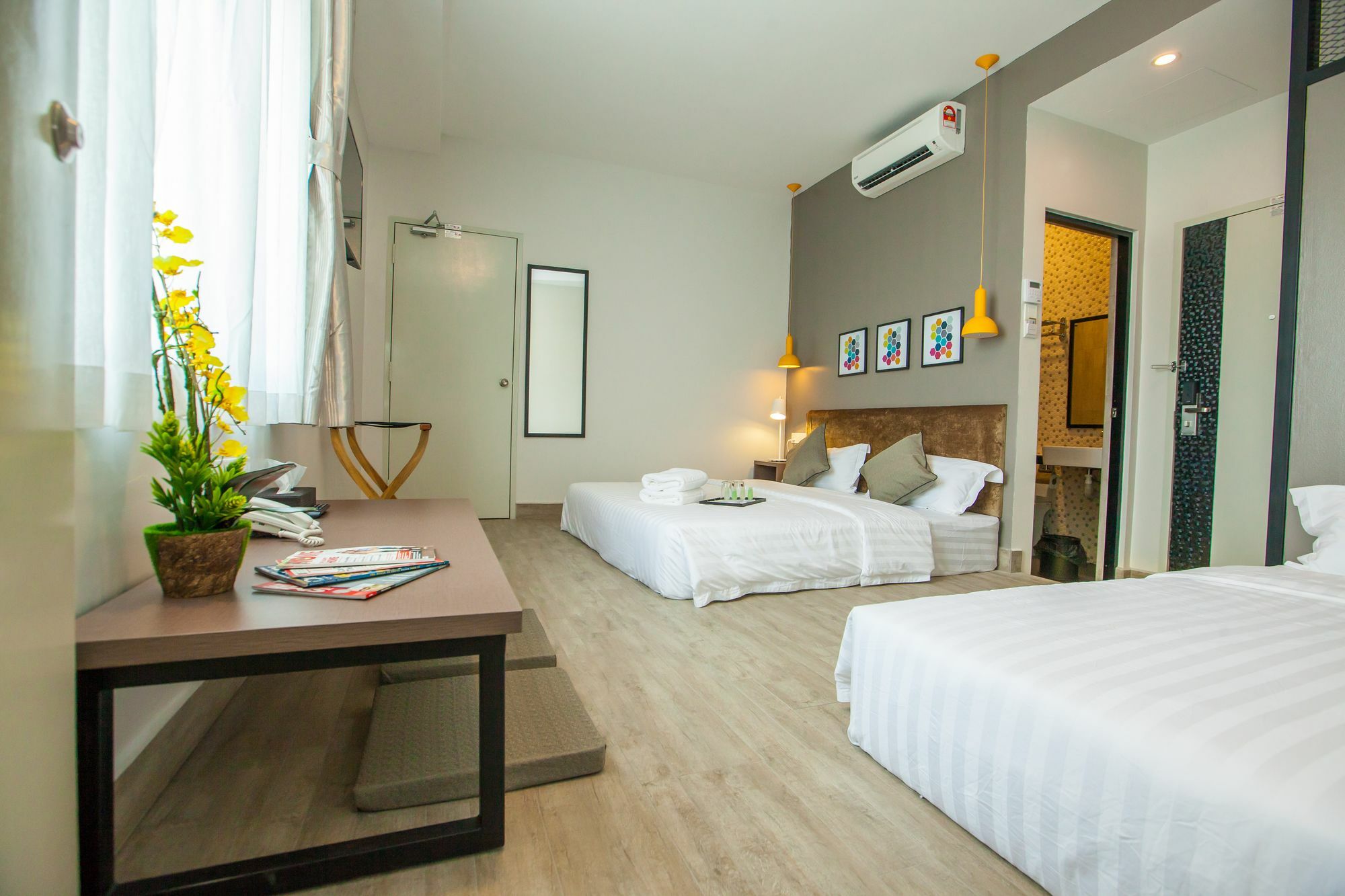 Bzz Hotel Skudai Buitenkant foto